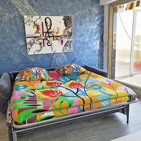 Royal Lux -last Floor, View *